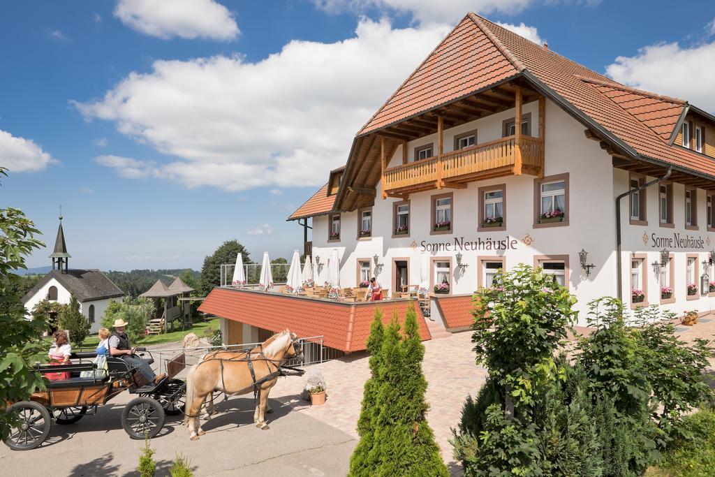 Gasthaus Sonne Neuhaeusle Sankt Märgen Buitenkant foto
