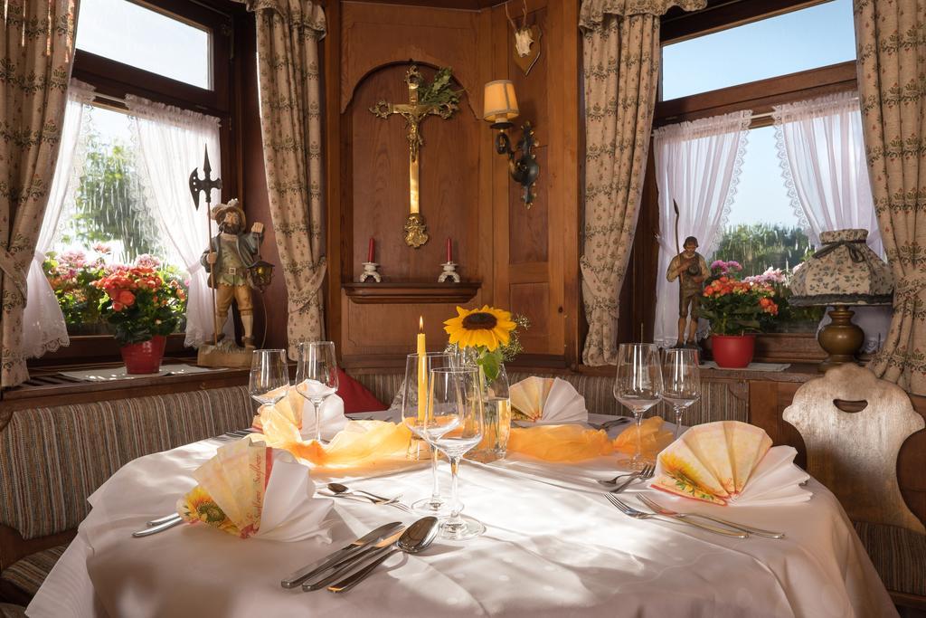 Gasthaus Sonne Neuhaeusle Sankt Märgen Buitenkant foto